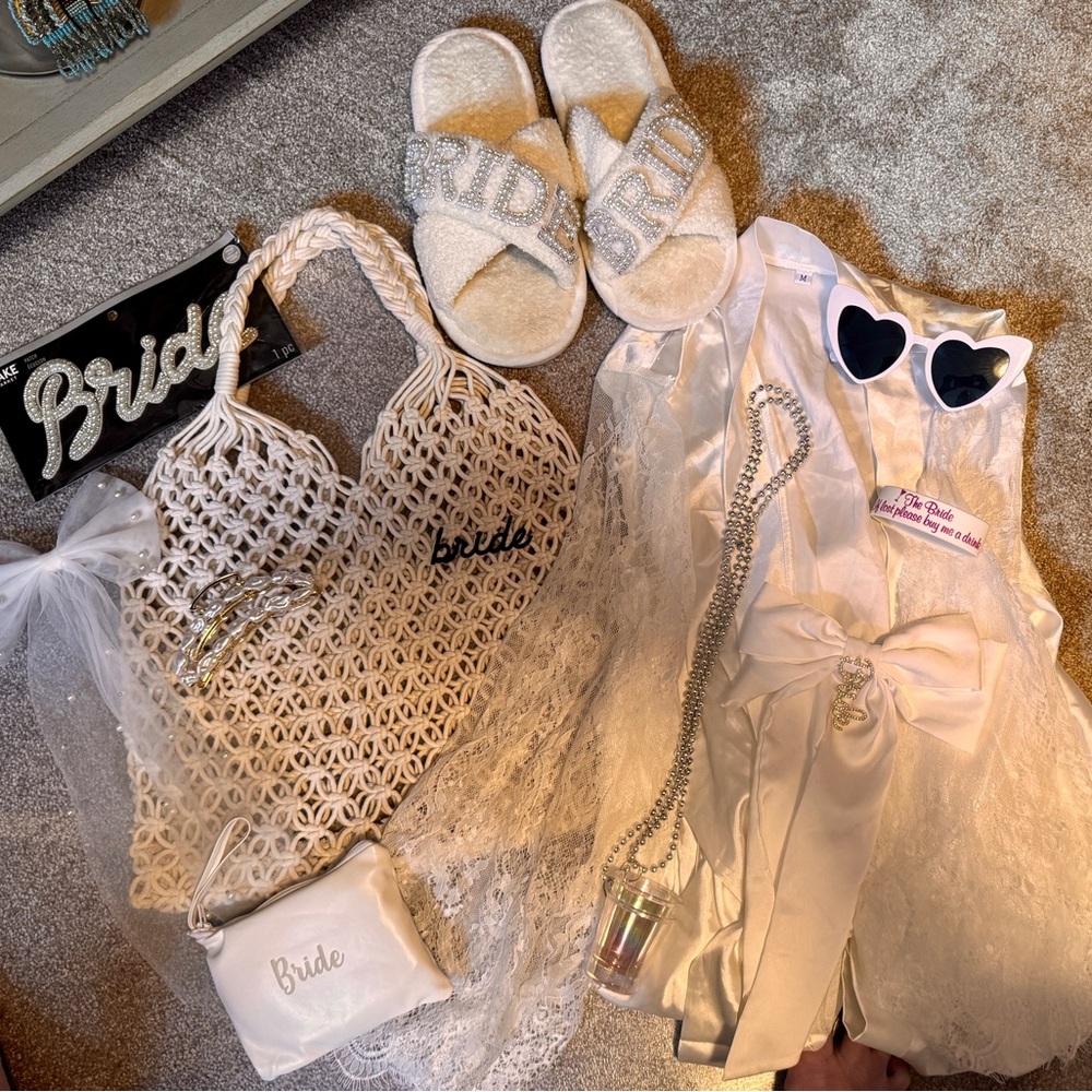Bridal Accessories Set with Medium Robe, size 9 Slippers, Heart Sunglasses …